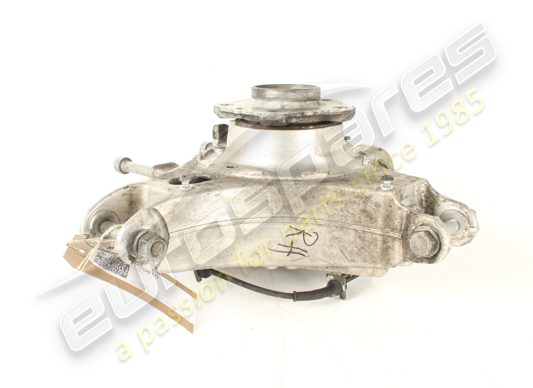 USED FERRARI RH HUB CARRIER. PART NUMBER 276810 (5) used ferrari rh hub carrier. part number 276810 (5)