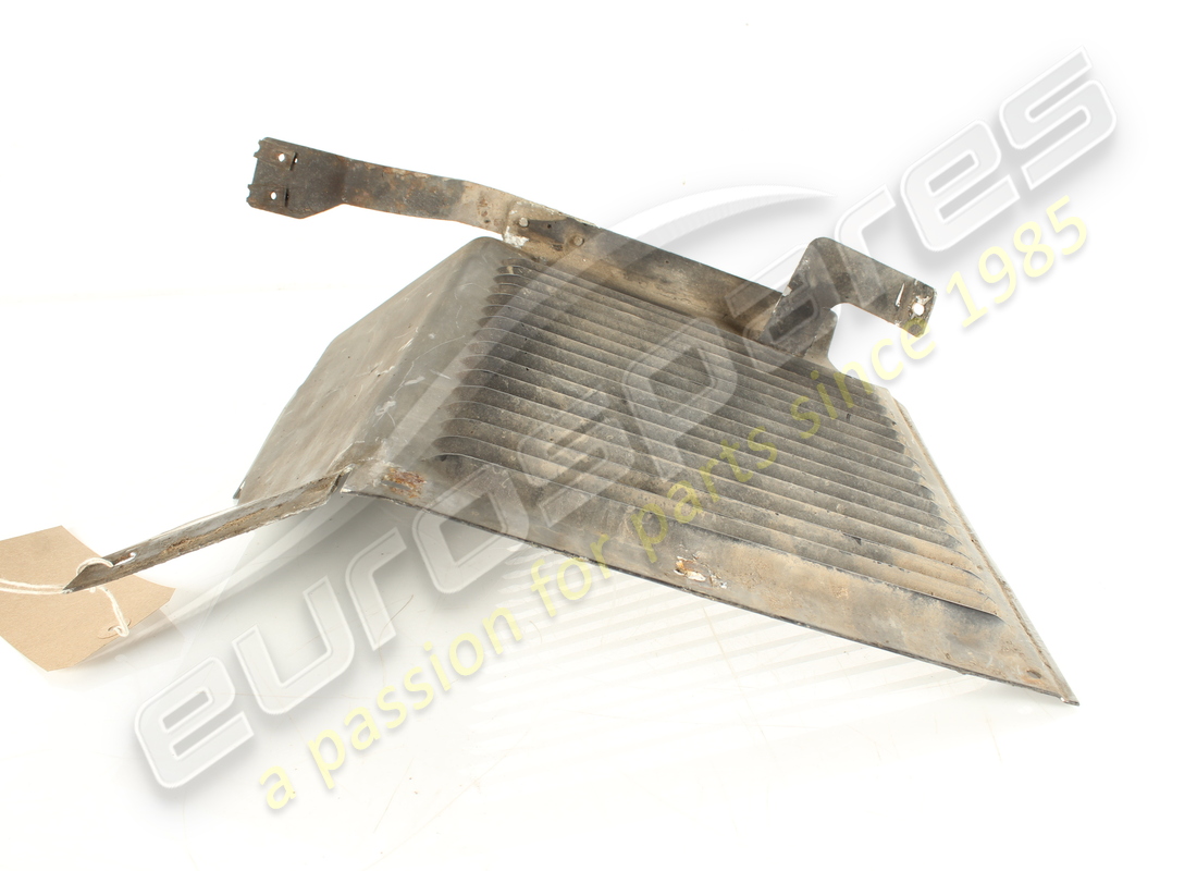 used ferrari lh rear gravel guard. part number 65432100 (7)