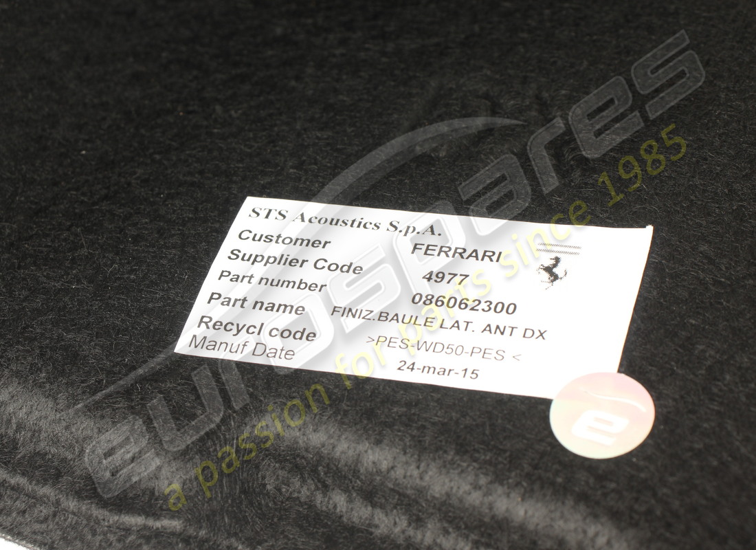 used ferrari rh lateral luggage compartme. part number 86062300 (3)