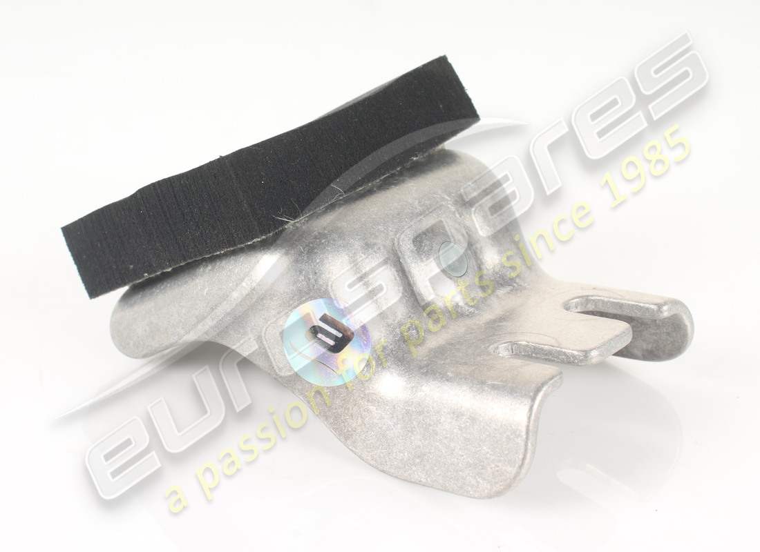 USED Ferrari RITENUTA POST SERB CARB COMPLETE . PART NUMBER 965940 (1) USED Ferrari RITENUTA POST SERB CARB COMPLETE . PART NUMBER 965940 (1)