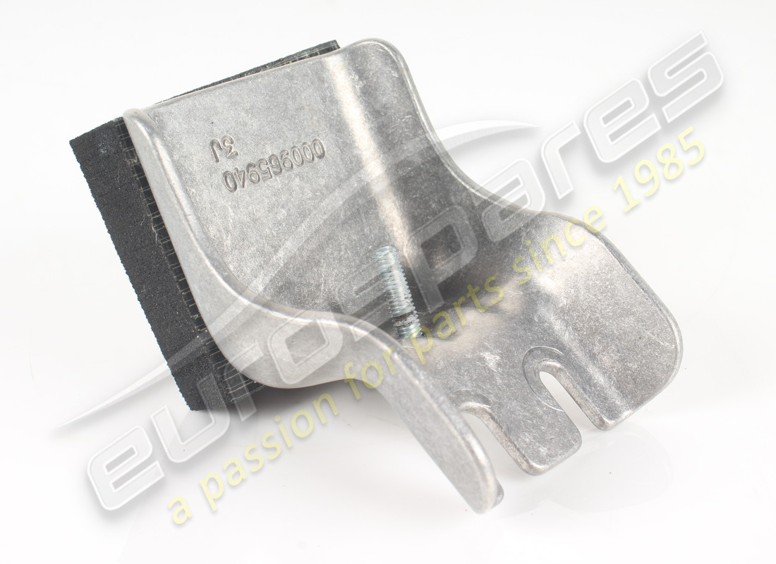 USED FERRARI RITENUTA POST SERB CARB COMPLETE. PART NUMBER 965940 (4) used ferrari ritenuta post serb carb complete. part number 965940 (4)