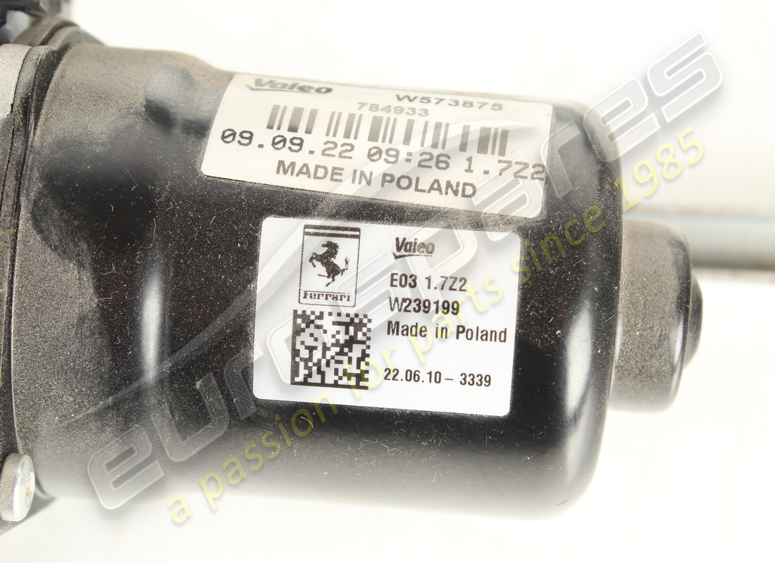 USED FERRARI GRUPPO TERGICRISTALLO GDX CP. PART NUMBER 784933 (5) used ferrari gruppo tergicristallo gdx cp. part number 784933 (5)