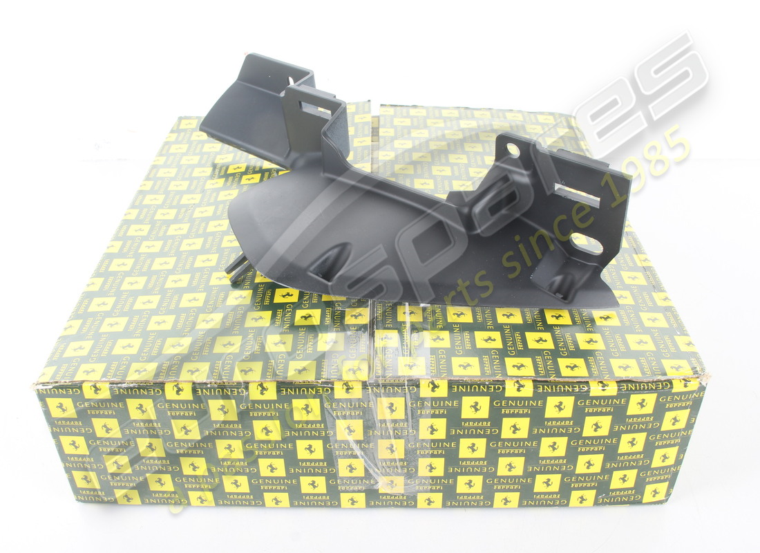 NEW FERRARI LOWER CENTRAL COVER. PART NUMBER 83328400 (1) new ferrari lower central cover. part number 83328400 (1)