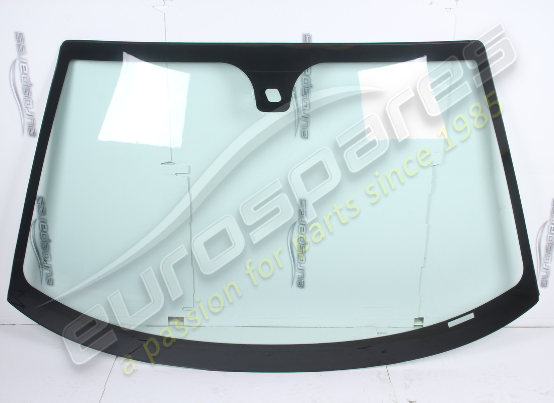 new oe windscreen. part number 68269300 (1)