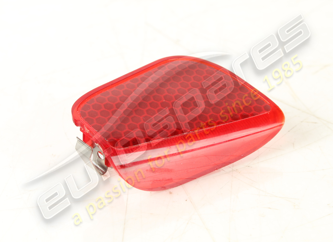 USED MASERATI LH REFLECTOR. PART NUMBER 66938300 (1) used maserati lh reflector. part number 66938300 (1)