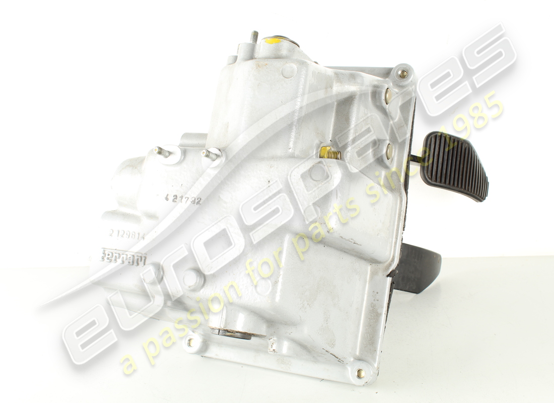 USED FERRARI PEDAL SUPPORT (MANUAL). PART NUMBER 147690 (2) used ferrari pedal support (manual). part number 147690 (2)