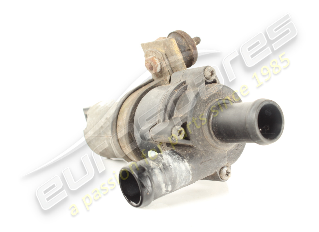 used ferrari complete water pump. part number 65460300 (2)