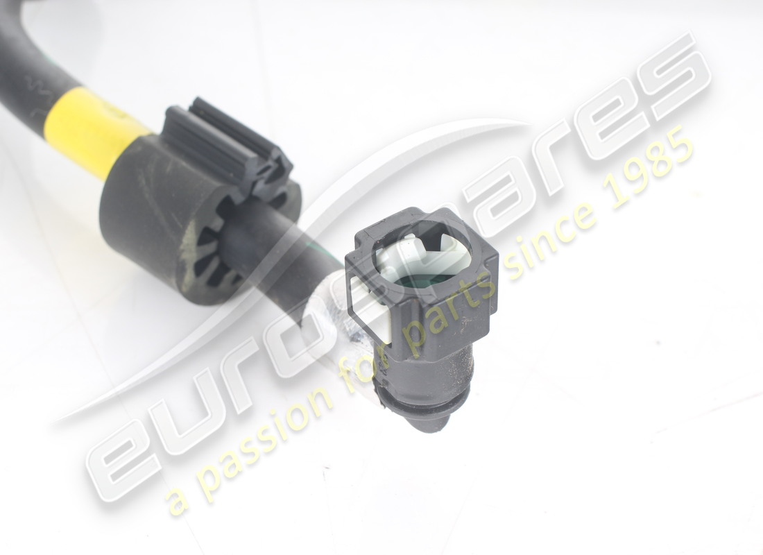 USED FERRARI FUEL DELIVERY PIPE, REAR SEC. PART NUMBER 285160 (4) used ferrari fuel delivery pipe, rear sec. part number 285160 (4)