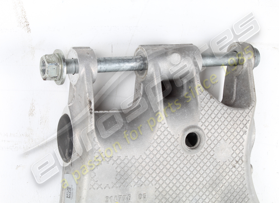 USED FERRARI LEFT REAR SUSPENSION ARM. PART NUMBER 894441 (3) used ferrari left rear suspension arm. part number 894441 (3)