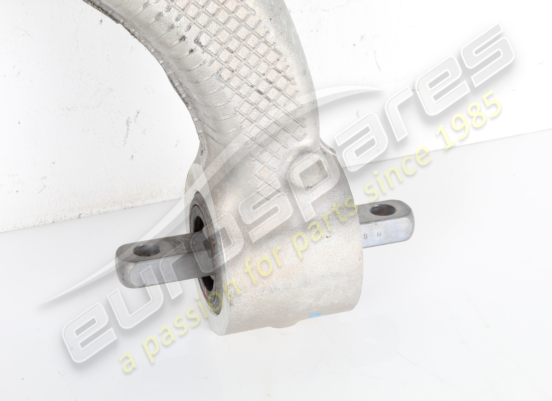 USED FERRARI LEFT REAR SUSPENSION ARM. PART NUMBER 894441 (4) used ferrari left rear suspension arm. part number 894441 (4)