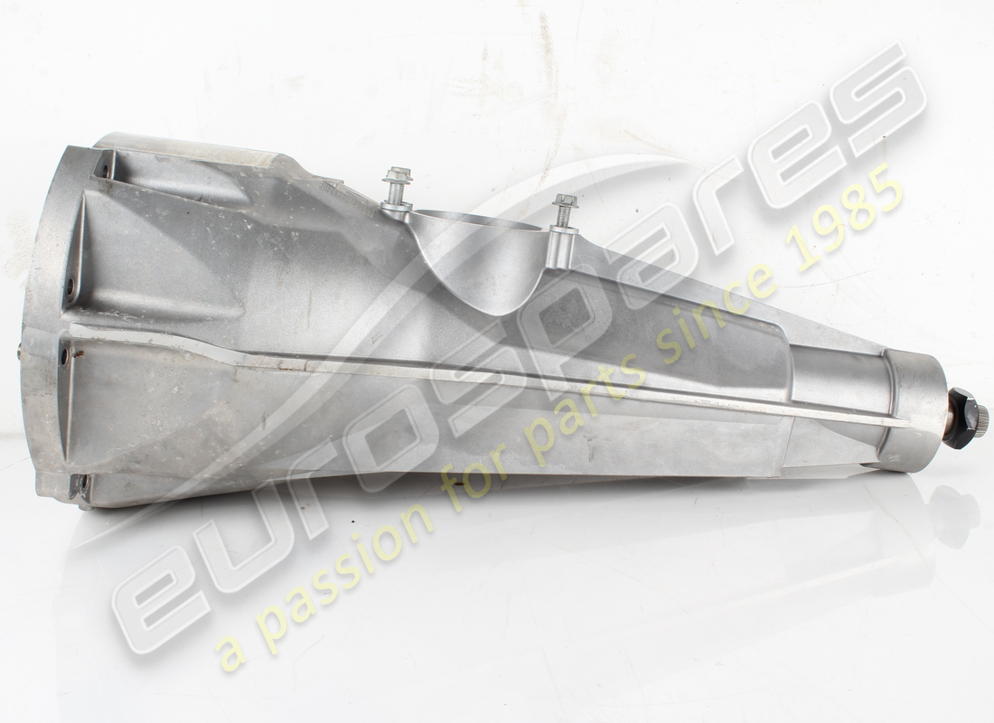 used ferrari complete transmission housing. part number 337965 (2)