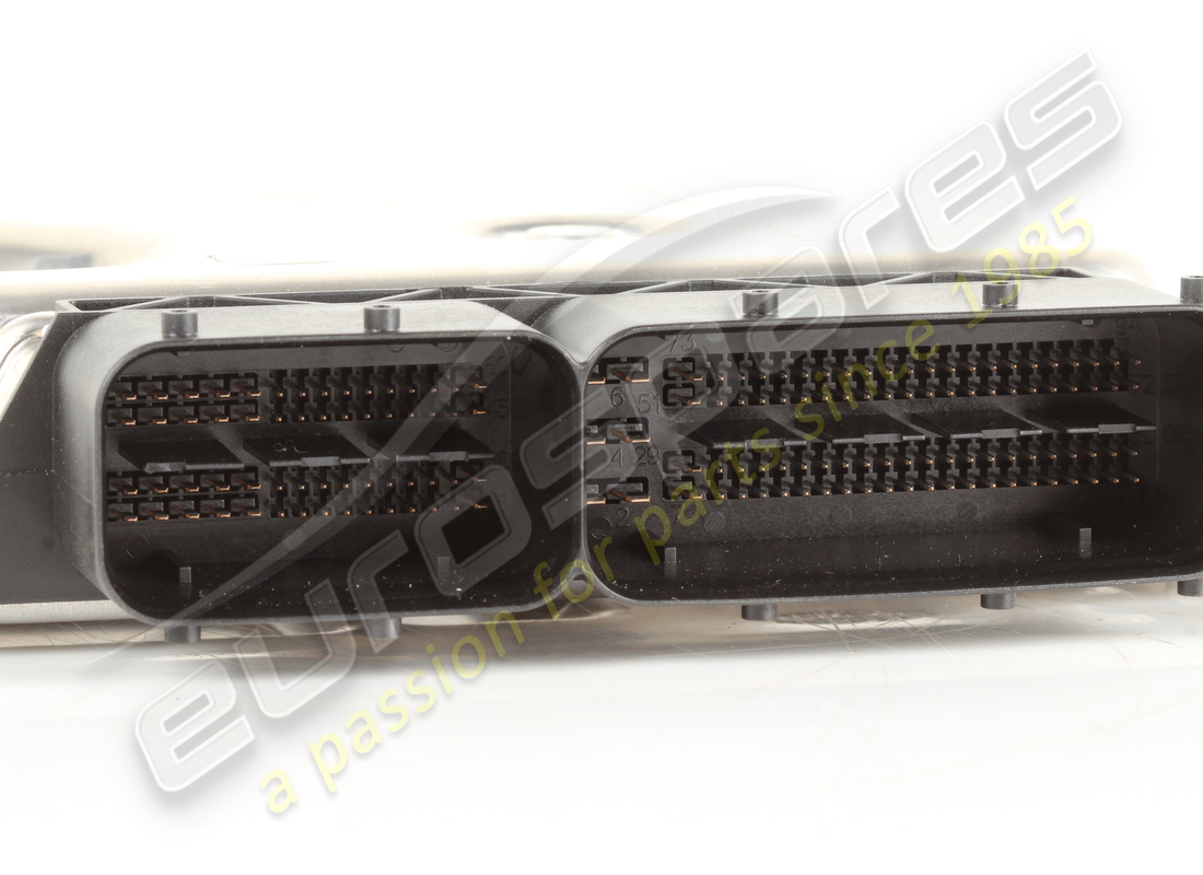 used ferrari dct ecu. part number 304001 (3)