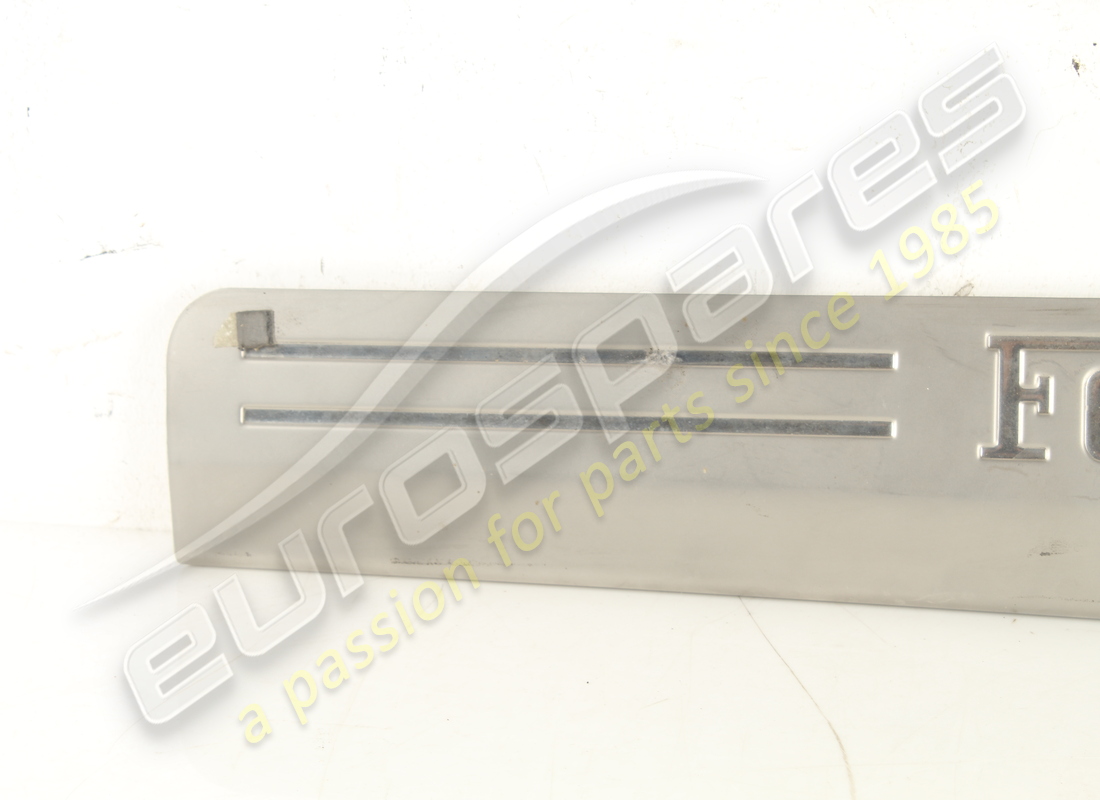 used ferrari rh kickplate. part number 81361800 (3)