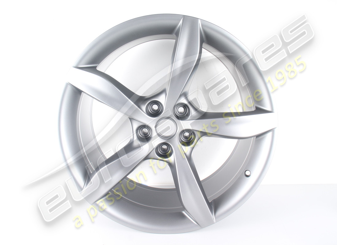 new ferrari rear wheel. part number 336561 (1)