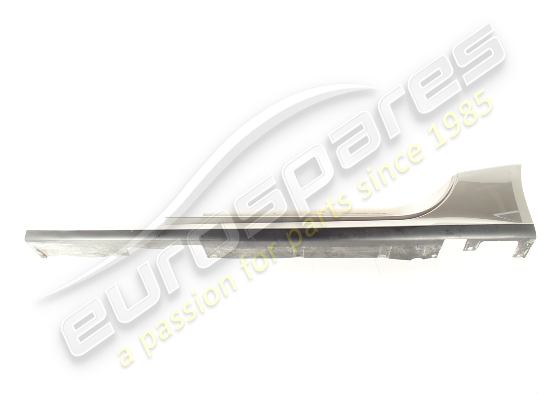 USED Ferrari LH SILL TRIM LATERAL TRIM . PART NUMBER 83315010 (1)