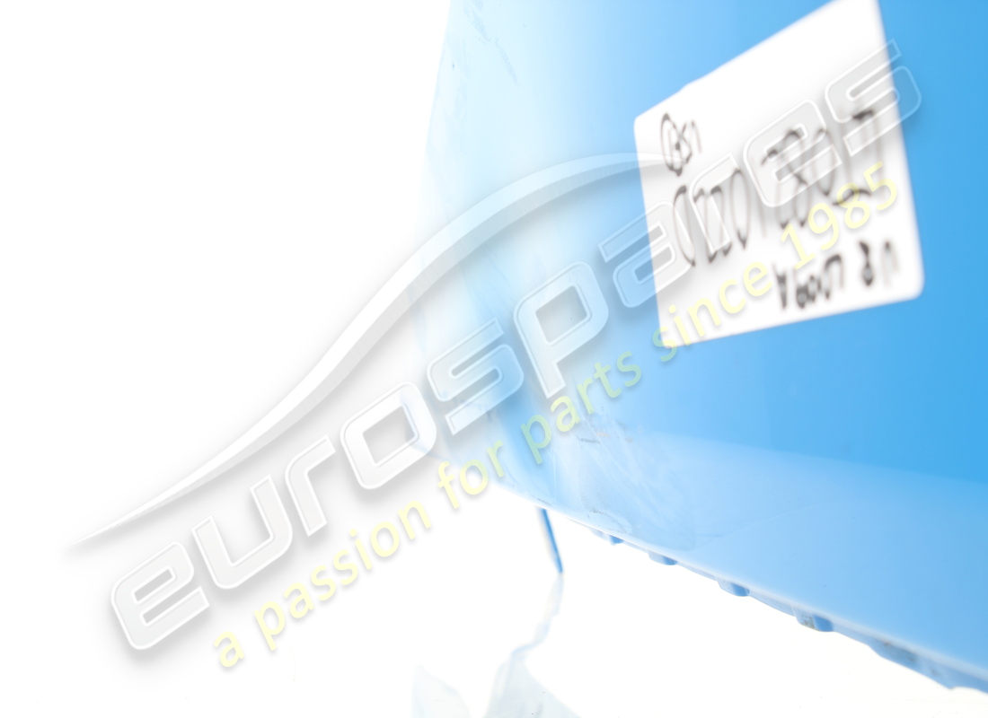 used lamborghini right front fender. part number 4t0821022d (3)