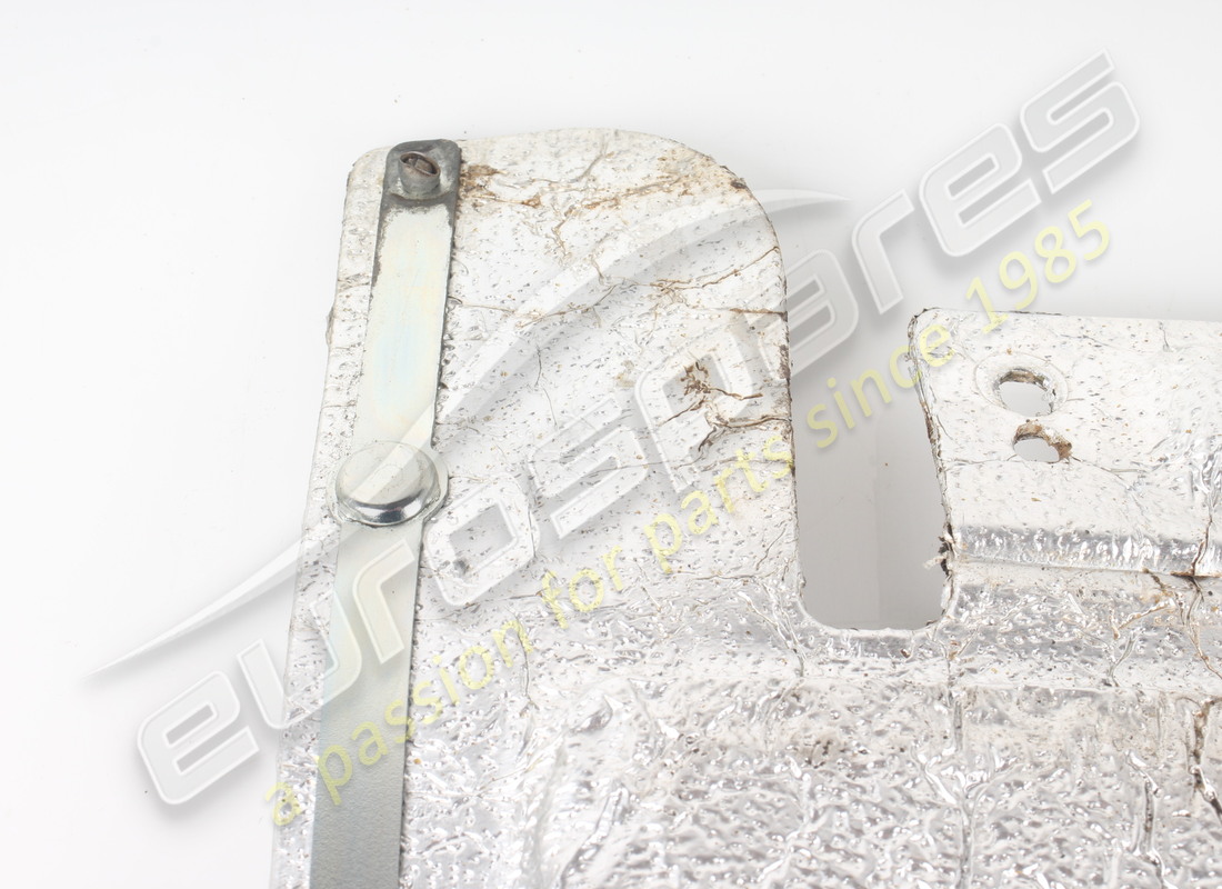 USED FERRARI RIPARO CALORE INV. P2 INF.. PART NUMBER 982813 (2) used ferrari riparo calore inv. p2 inf.. part number 982813 (2)