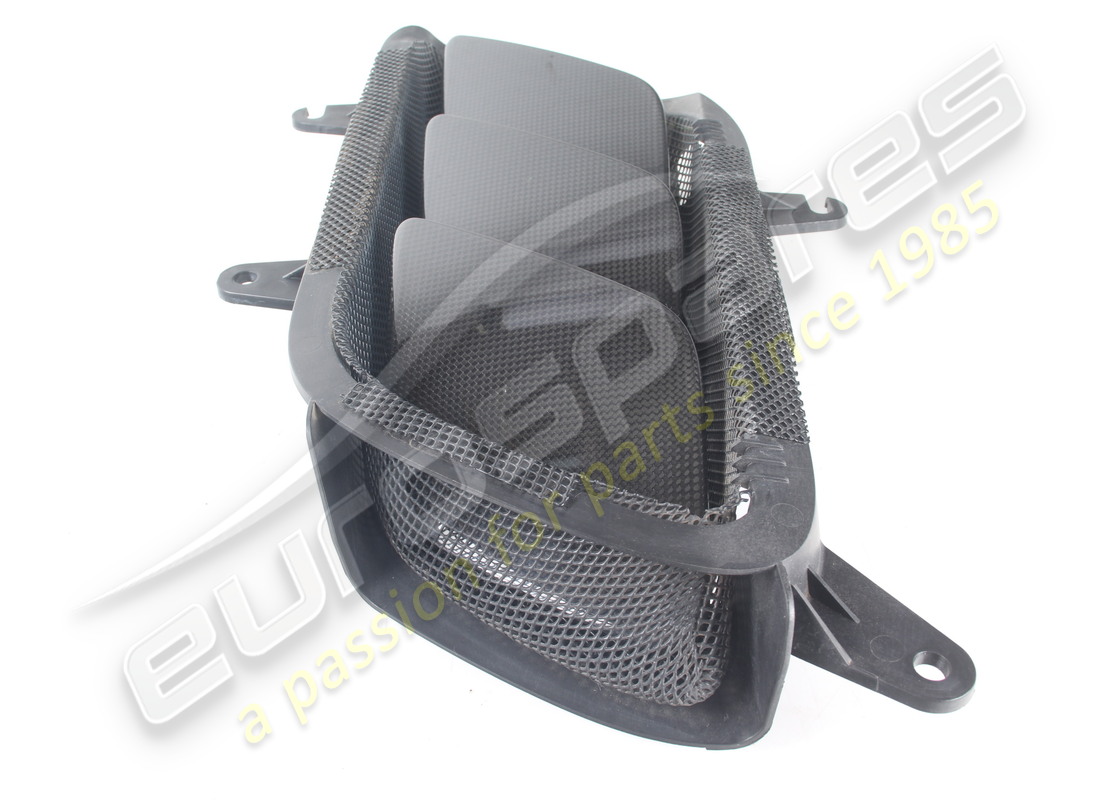 USED EUROSPARES RH FENDER VENT MOUNT WITH CARBON LOUVERS. PART NUMBER EAP1723598 (3) used eurospares rh fender vent mount with carbon louvers. part number eap1723598 (3)
