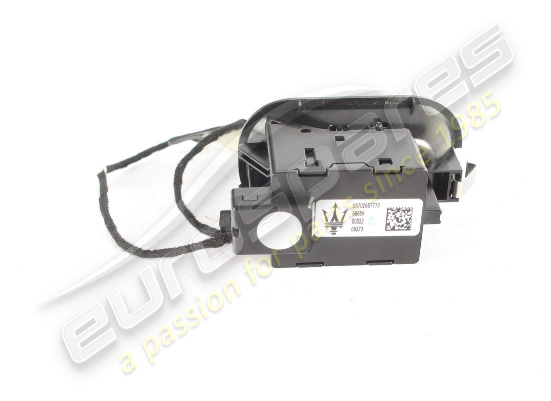 used maserati steering column adjustment c. part number 670265777 (2)