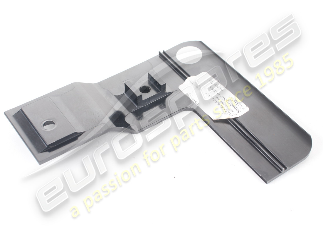 USED Aston Martin CRPT FINISH LHS COMM . PART NUMBER 6G33666A41AB (1)