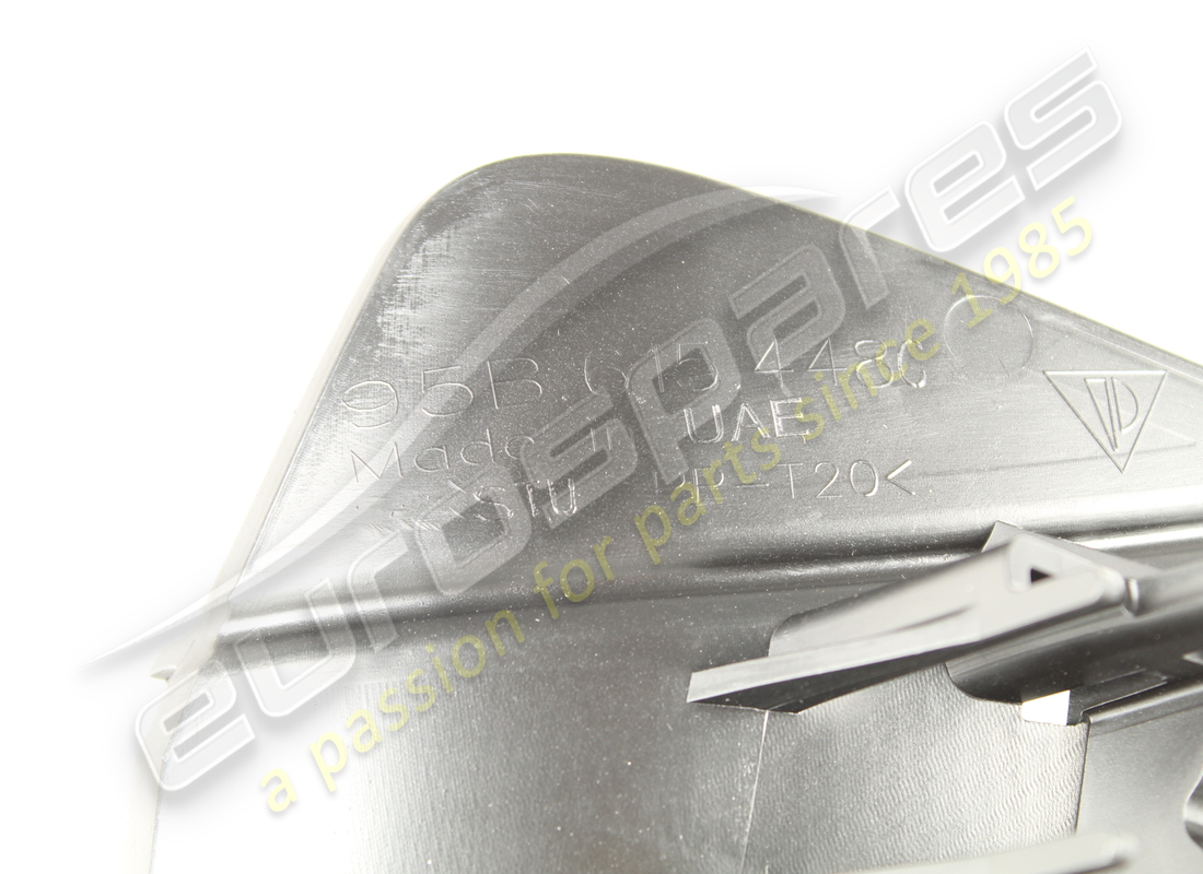 new porsche air guide plate. part number 95b615448c (3)