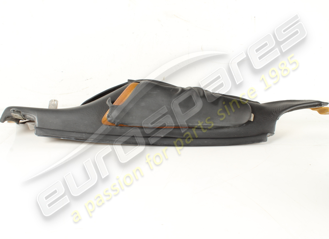 damaged ferrari lh belt cover in black vm8500. part number 64584100 (5)