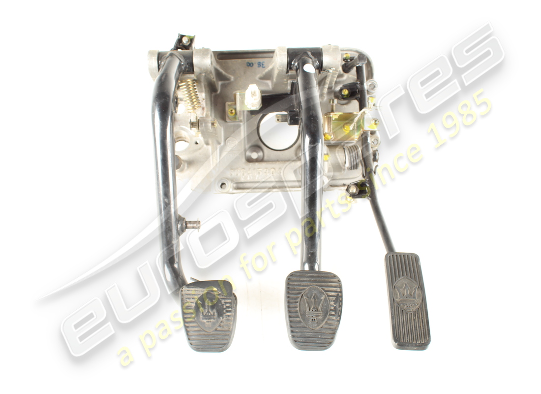 USED Maserati PEDALS SUPPORT . PART NUMBER 388410304 (1)