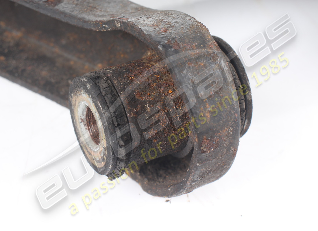 USED FERRARI RH REAR SUSPENSION LOWER LEVER. PART NUMBER 117805 (3) used ferrari rh rear suspension lower lever. part number 117805 (3)