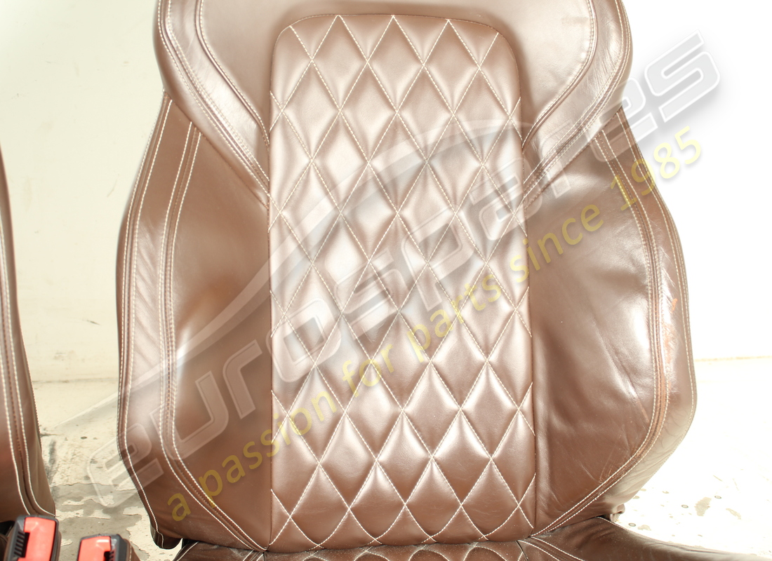 used ferrari complete seat set with rear screens. part number eap1564144 (4)