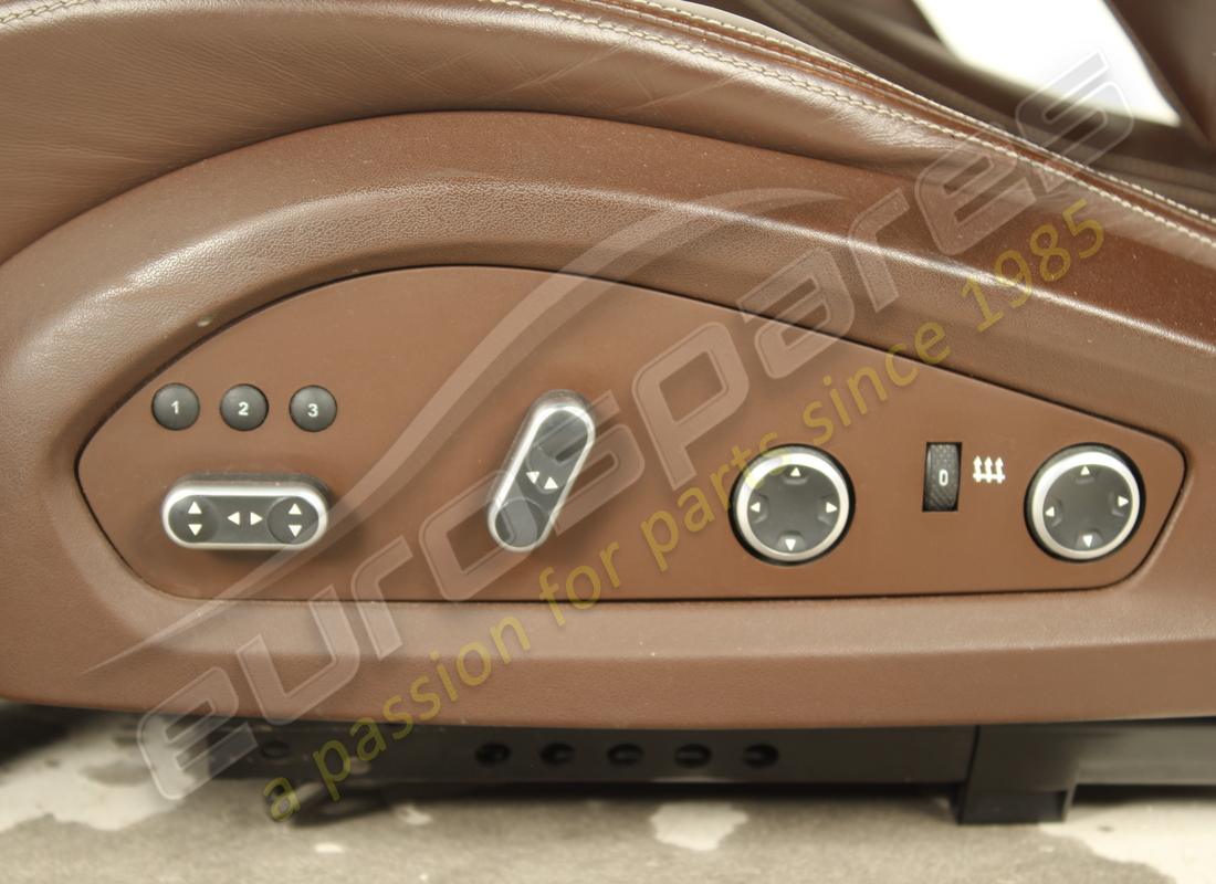 used ferrari complete seat set with rear screens. part number eap1564144 (9)