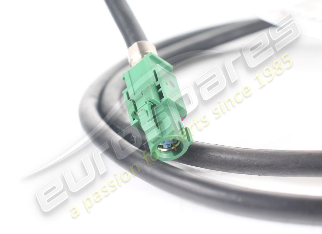 USED FERRARI USB-NIT SPLITTER-SOCKET CABL. PART NUMBER 335434 (3) used ferrari usb-nit splitter-socket cabl. part number 335434 (3)