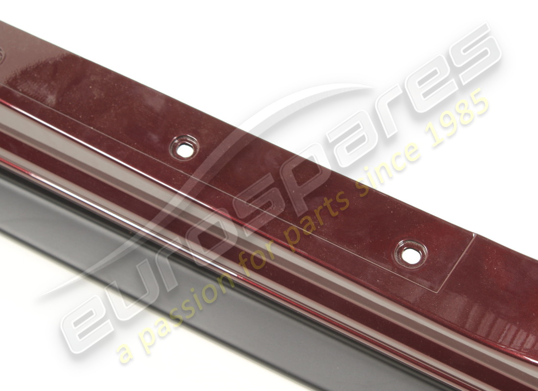 used maserati lh side skirt. part number 980145474 (4)