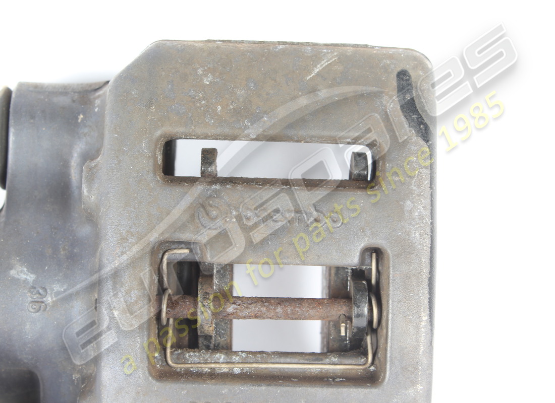 used ferrari lh caliper for hand brake. part number 228021 (2)