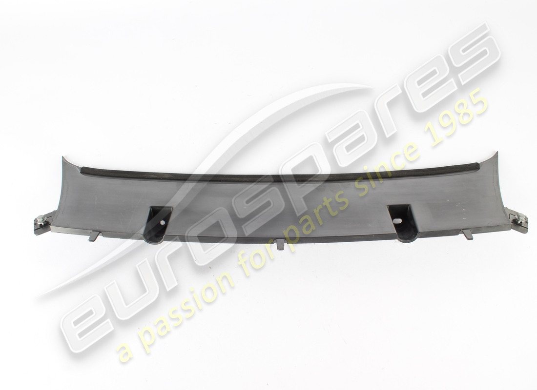 USED Ferrari COMPLETE REAR SPOILER DUCT UPP . PART NUMBER 86652800 (1)