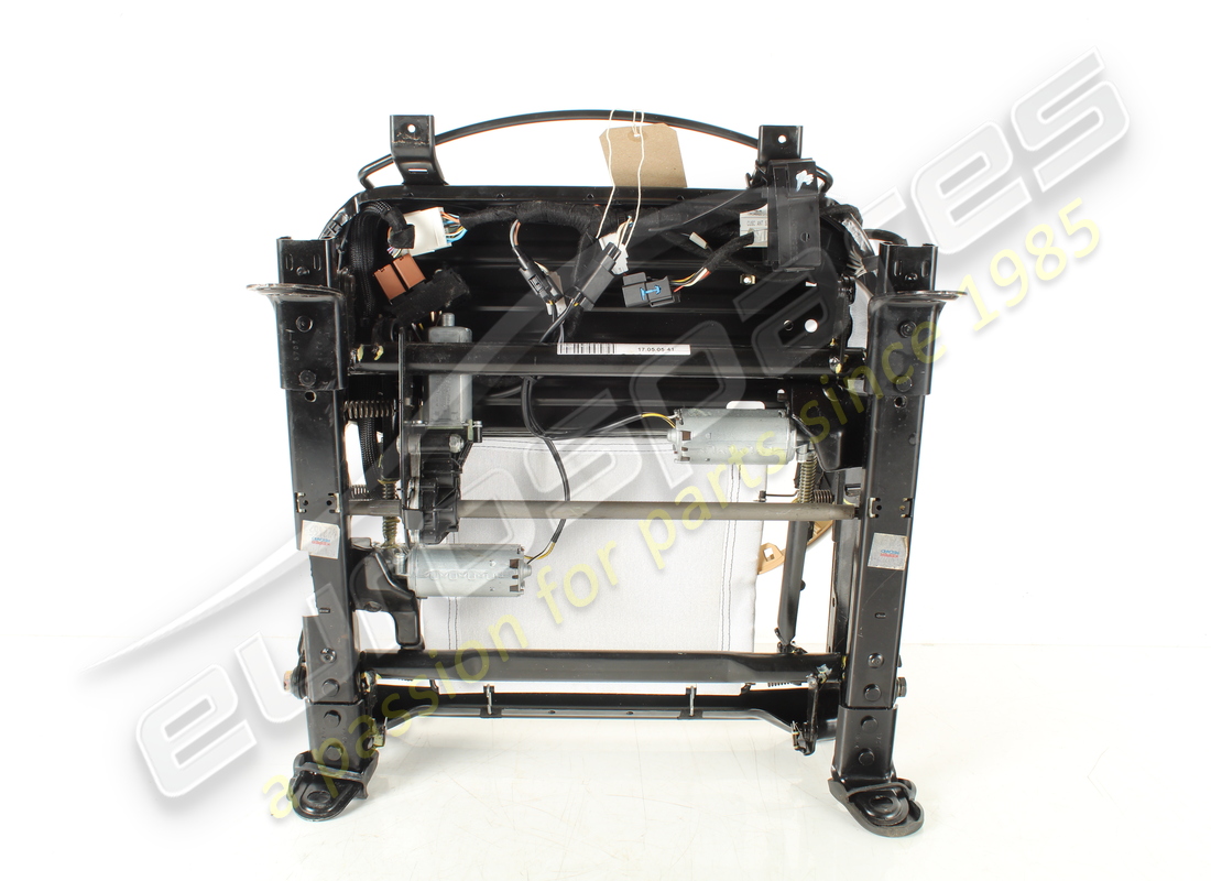 USED MASERATI LH FRONT CUSHION FRAME -VA. PART NUMBER 980139482 (10) used maserati lh front cushion frame -va. part number 980139482 (10)