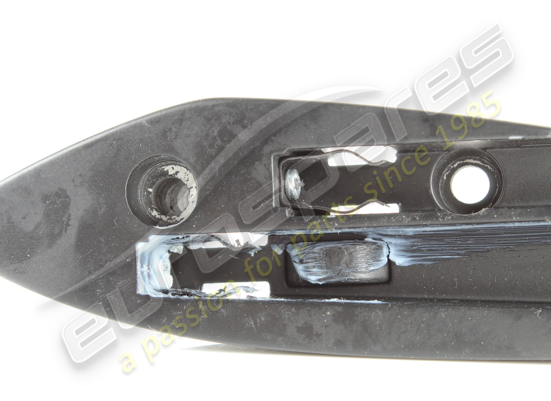 USED FERRARI LH PARCEL SHELF FASTENER BLO. PART NUMBER 84866100 (2) used ferrari lh parcel shelf fastener blo. part number 84866100 (2)