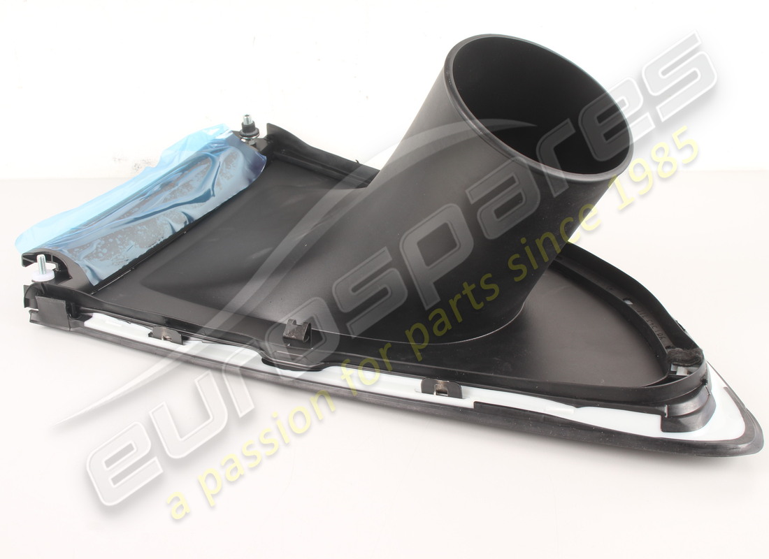 new porsche z cover rear side window. part number 9f2853989 (2)