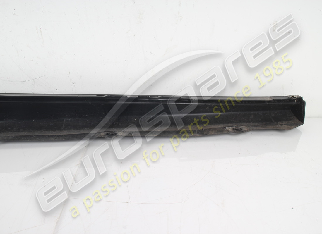 USED FERRARI EXT. SILL CLADDING LEFT CPL. PART NUMBER 769916 (9) used ferrari ext. sill cladding left cpl. part number 769916 (9)