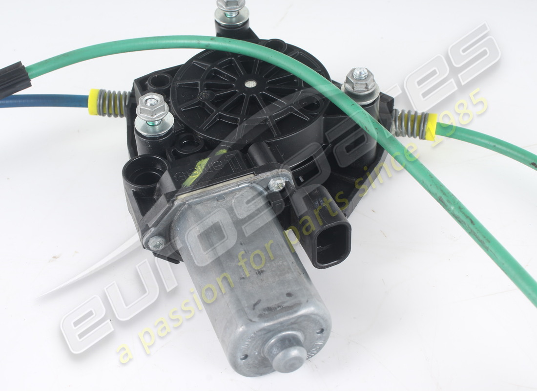 used ferrari front rh door power window m. part number 82127500 (3)