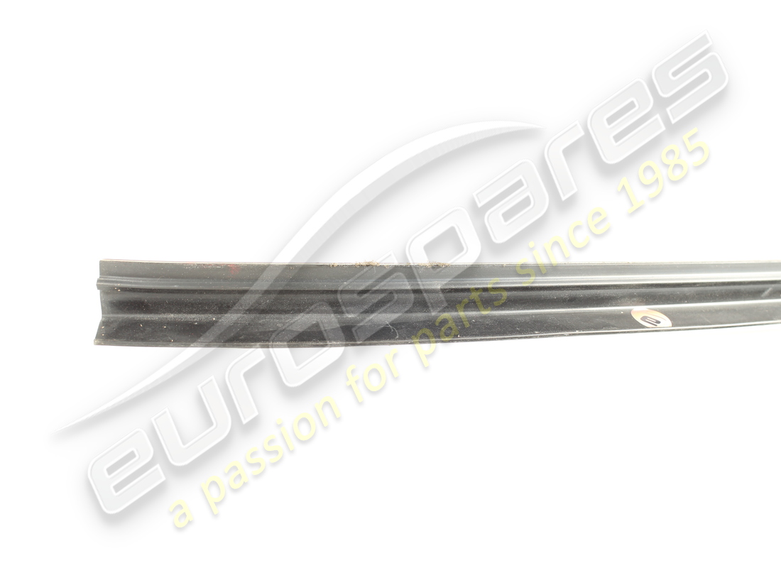 used ferrari lh gasket. part number 64905100 (2)