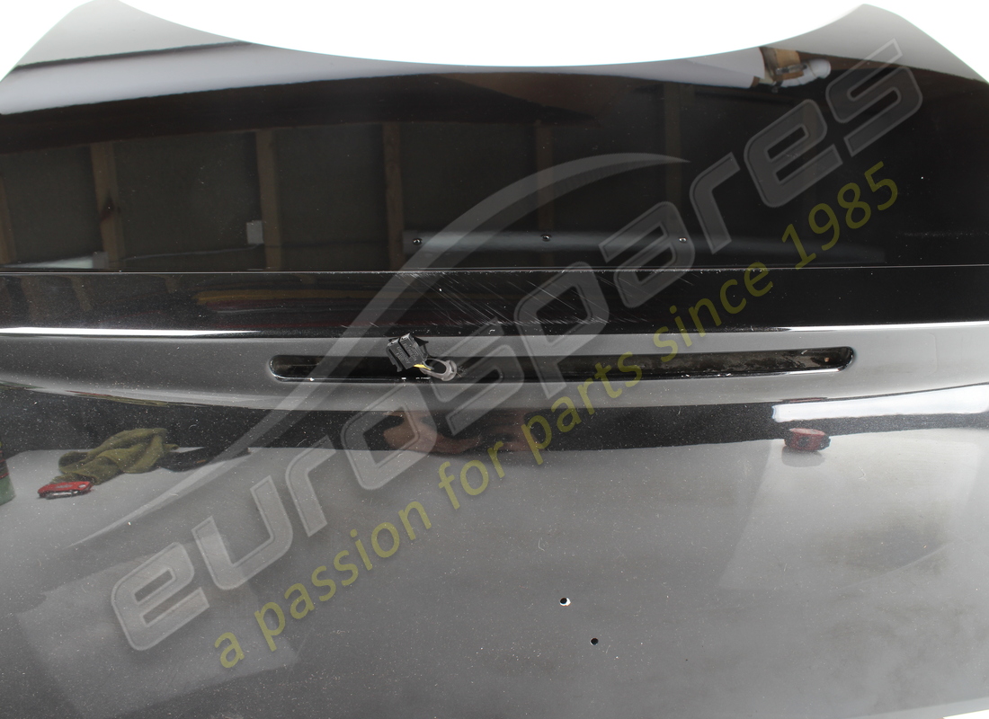 used ferrari rear boot lid + catafore. part number 68057511 (2)