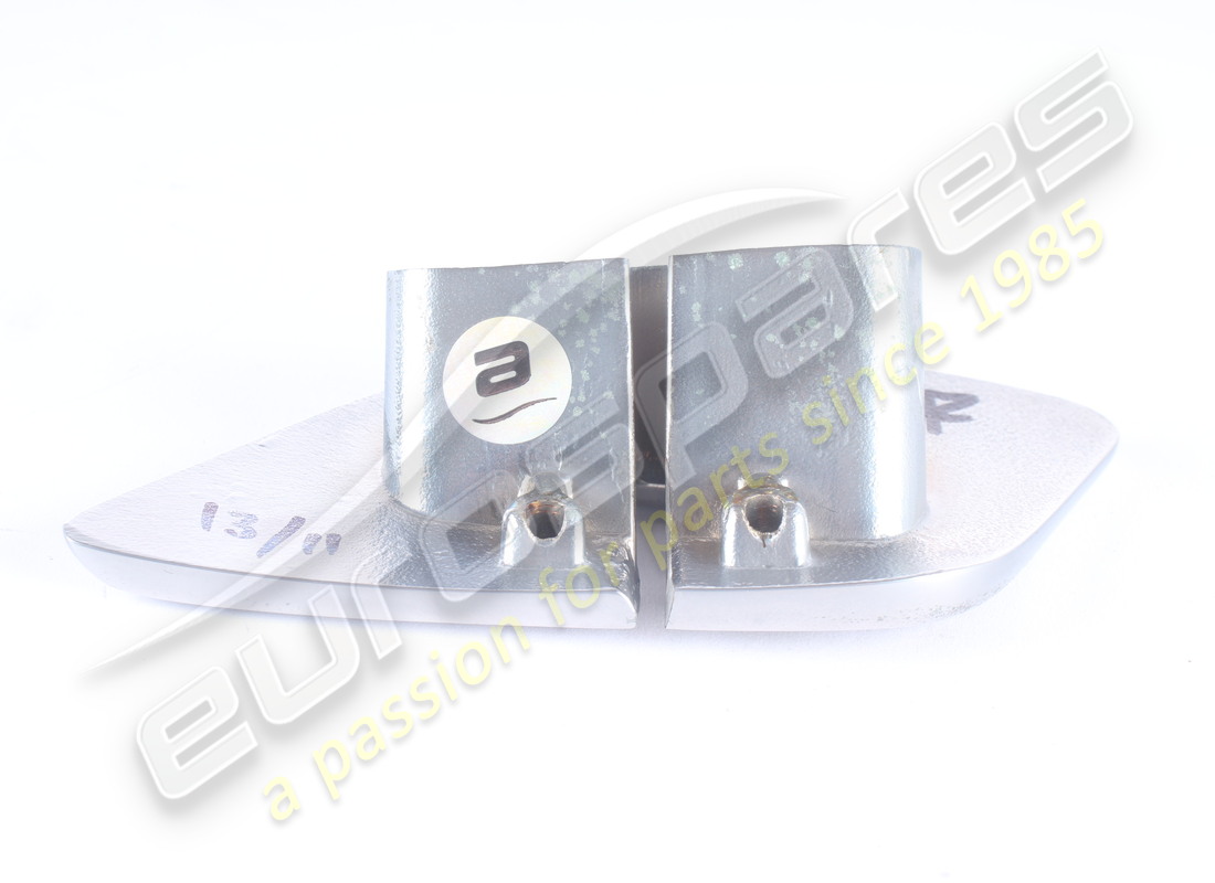 USED ASTON MARTIN BEZEL, REAR SEATBELT, RH PART NUMBER 4G43611B90AD (4) used aston martin bezel, rear seatbelt, rh part number 4g43611b90ad (4)