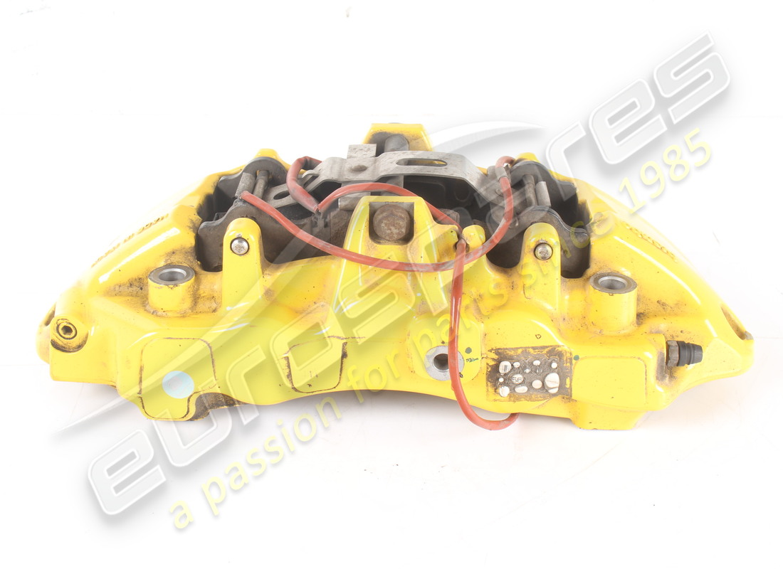 used ferrari front lh caliper with pads. part number 315567 (3)