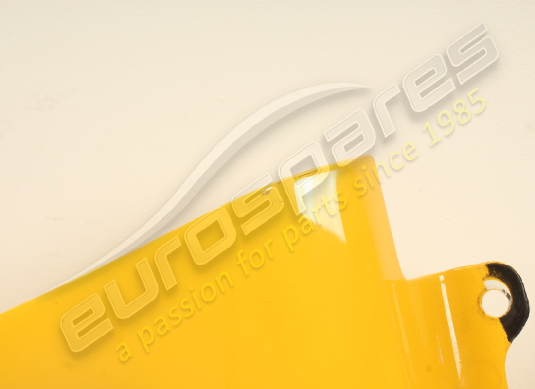 new (other) ferrari complete rear spoiler. part number 949122 (4)