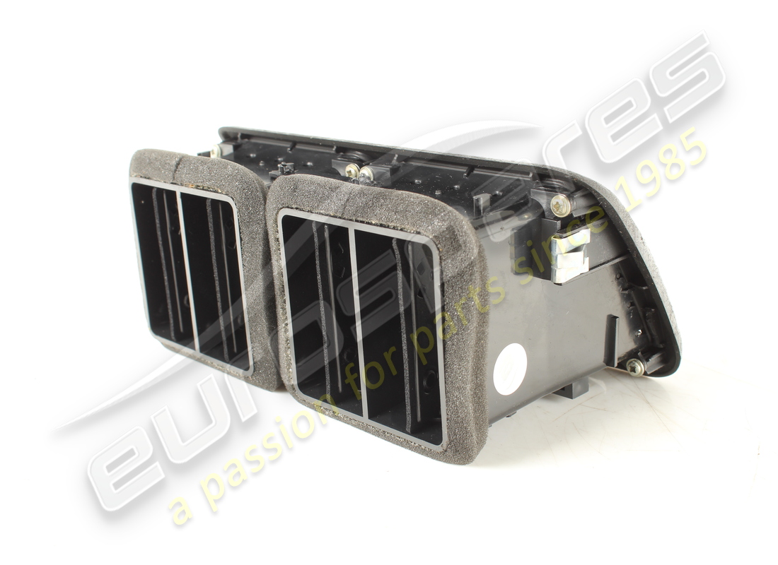 USED MASERATI REAR AIR VENT OPENING. PART NUMBER 67211900 (5) used maserati rear air vent opening. part number 67211900 (5)