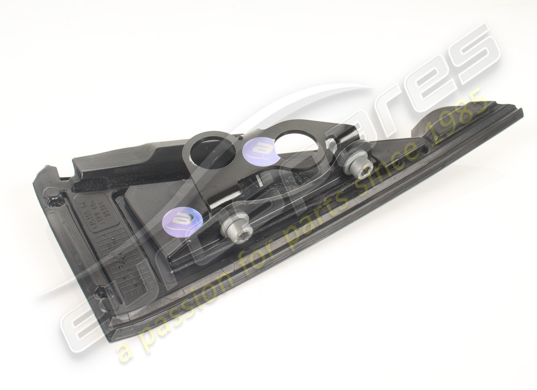 used ferrari cristallo lat. post. dx complete. part number 870355 (3)