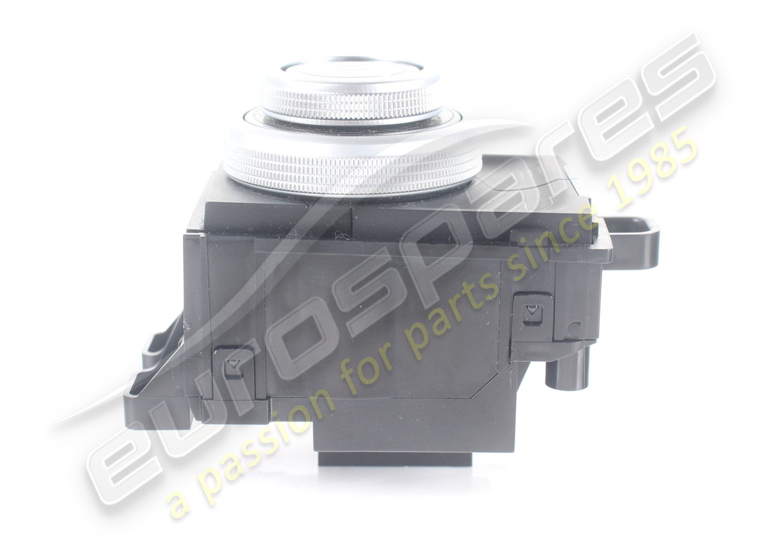 USED MASERATI RHD ROTARY KNOB. PART NUMBER 670110724 (4) used maserati rhd rotary knob. part number 670110724 (4)