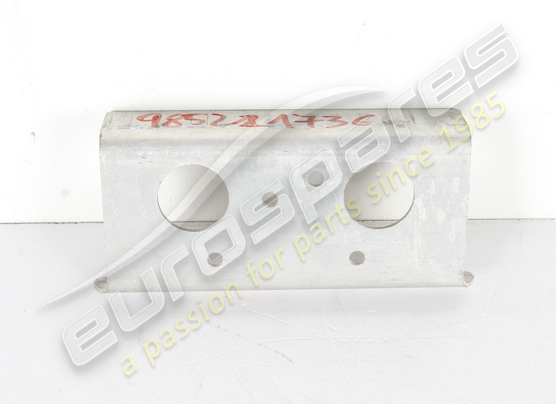 new ferrari reinforcement bracket. part number 221736 (1)
