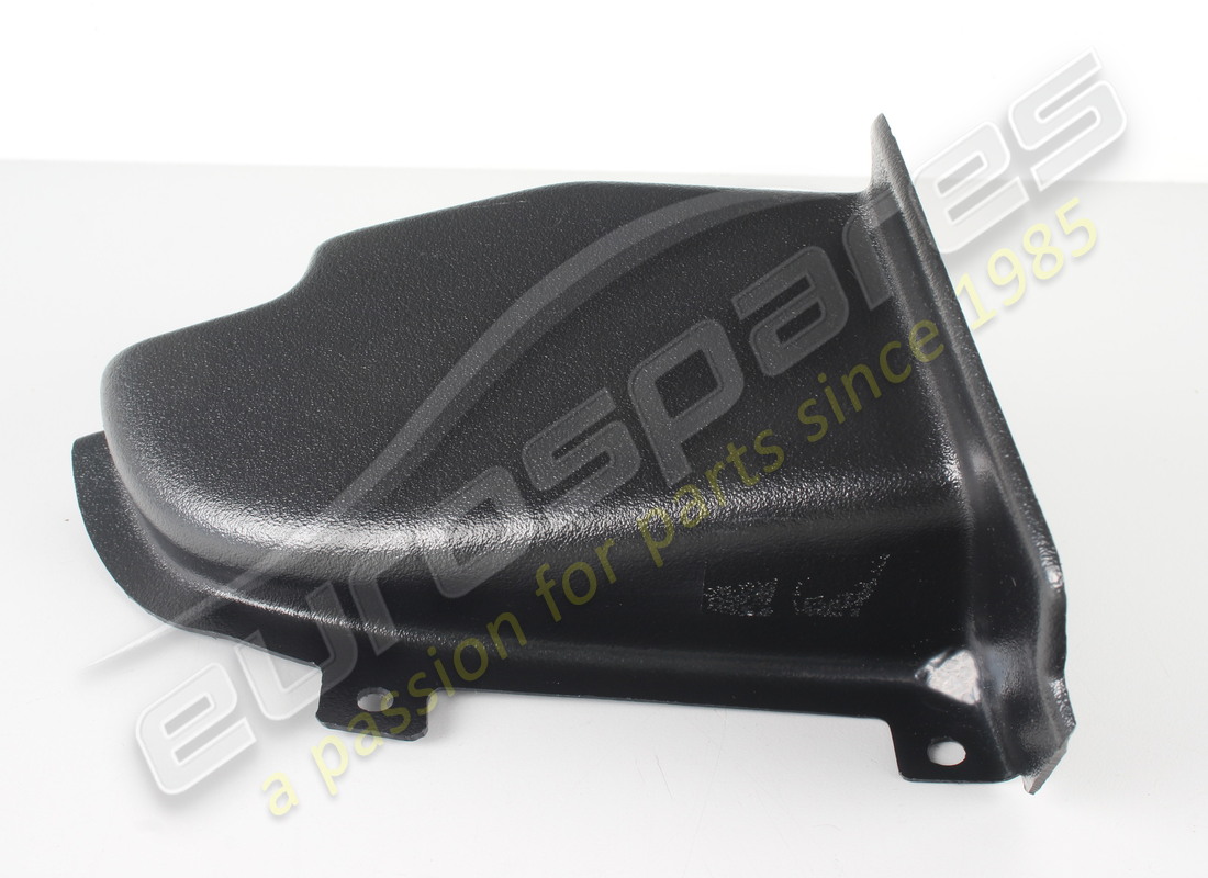 new maserati bumper side air duct. part number 67565000 (3)