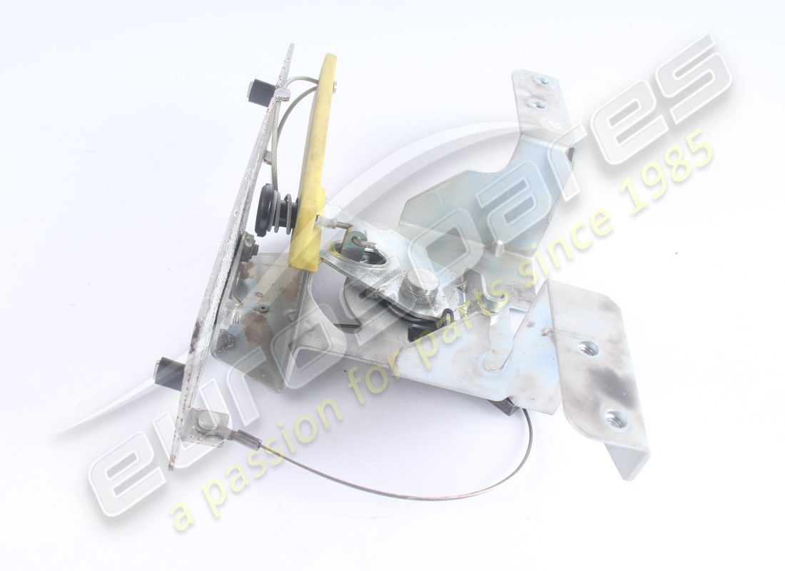 USED ASTON MARTIN STUD. PART NUMBER 4G437J168AC (2) used aston martin stud. part number 4g437j168ac (2)